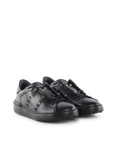 Valentino Sneaker Rockstud Untitled in pelle 2