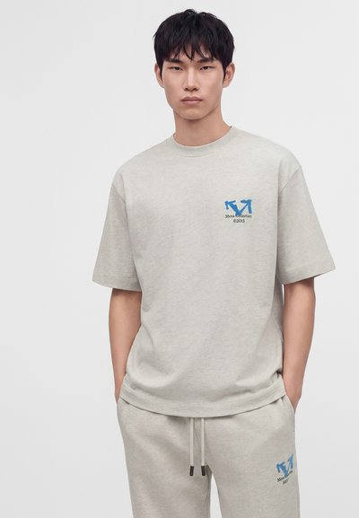 OFF-WHITE BLUE HALF ARROW SKATE TEE - T-shirt con stampa - grey melange