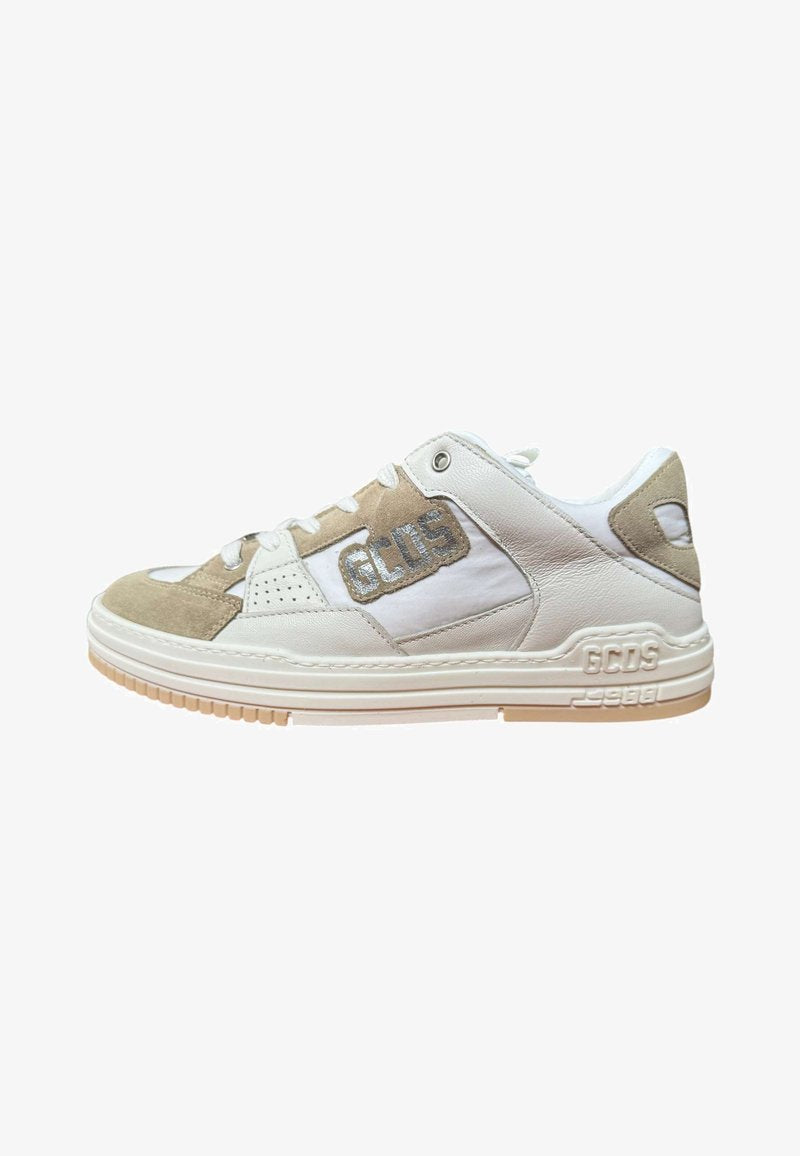 GCDS Sneakers Weirds