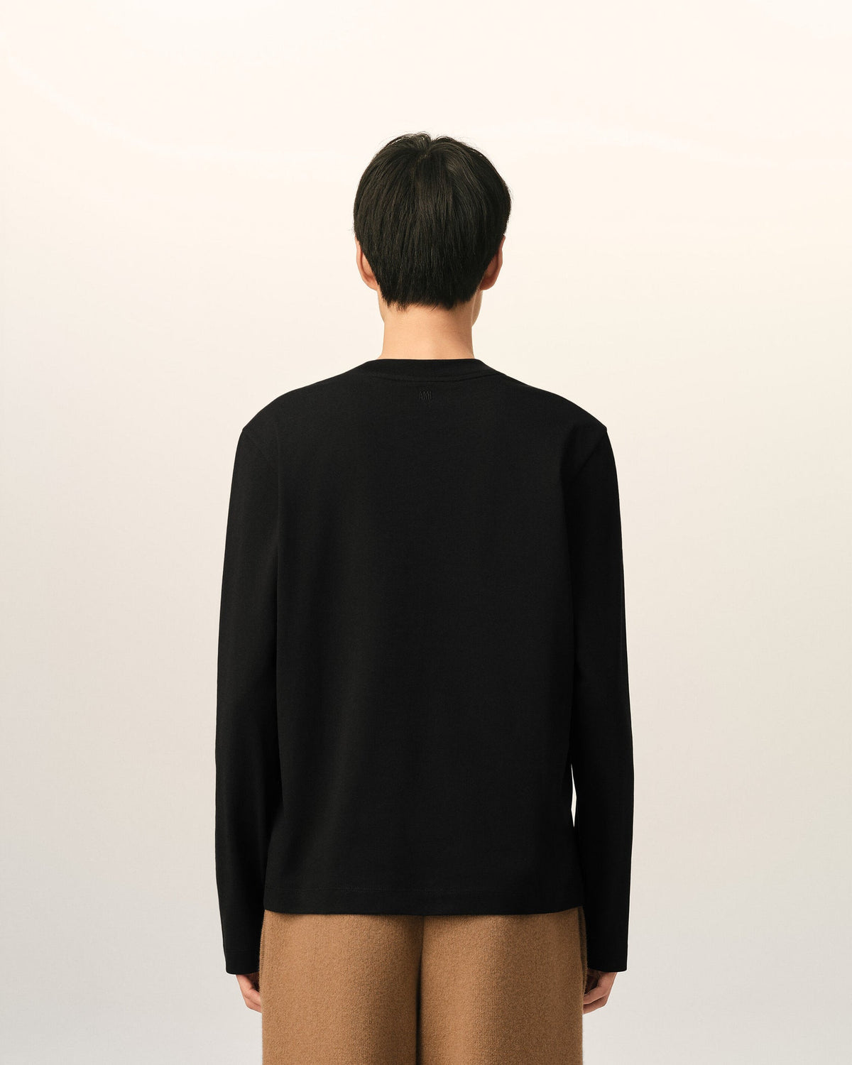 AMI Paris Longsleeve BFUTS235.724 Nero Regular Fit