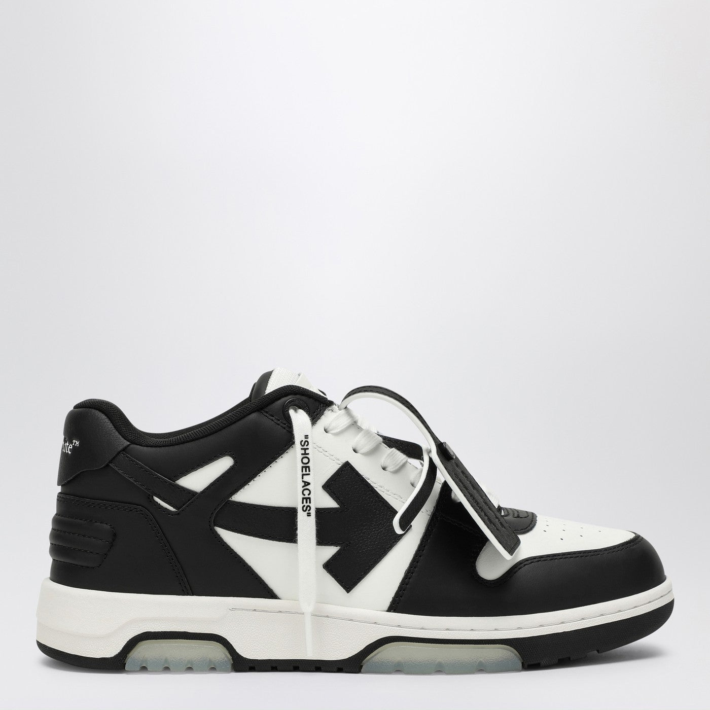 Off White Sneakers Out Of Office bianca/nera