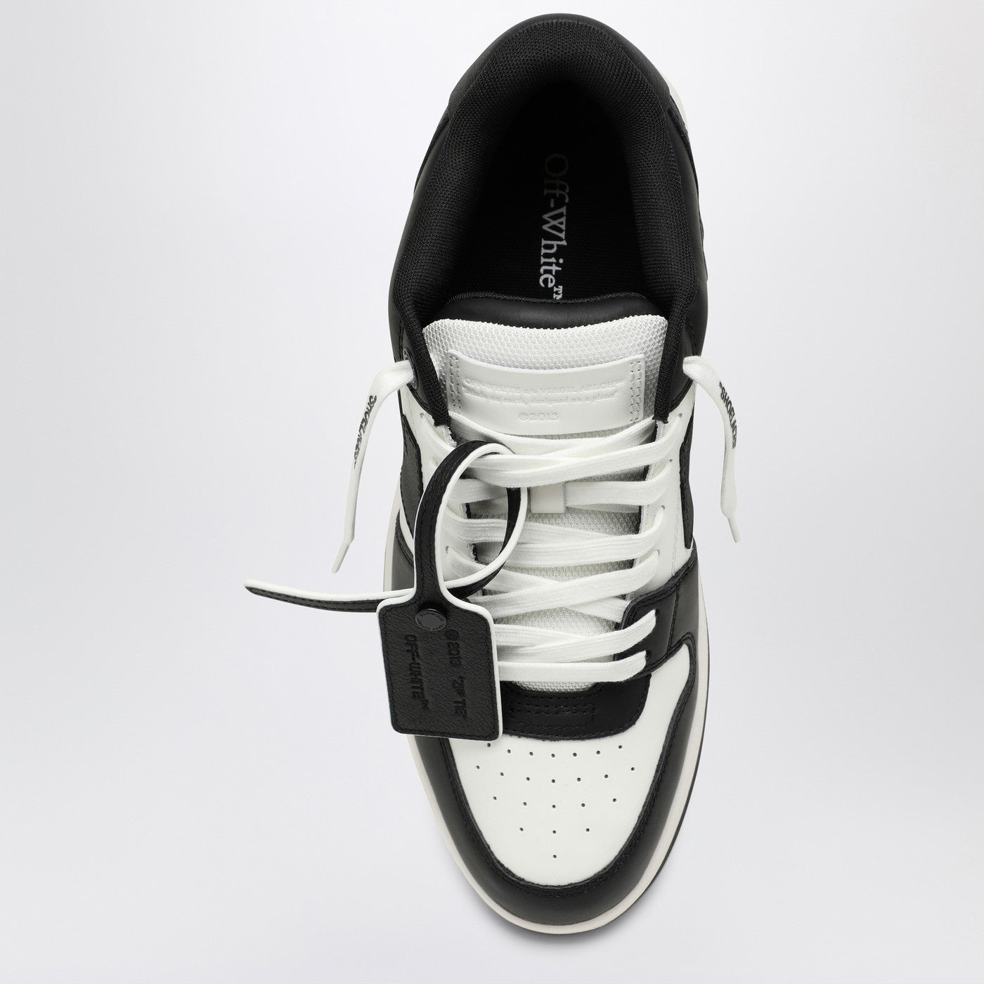 Off White Sneakers Out Of Office bianca/nera