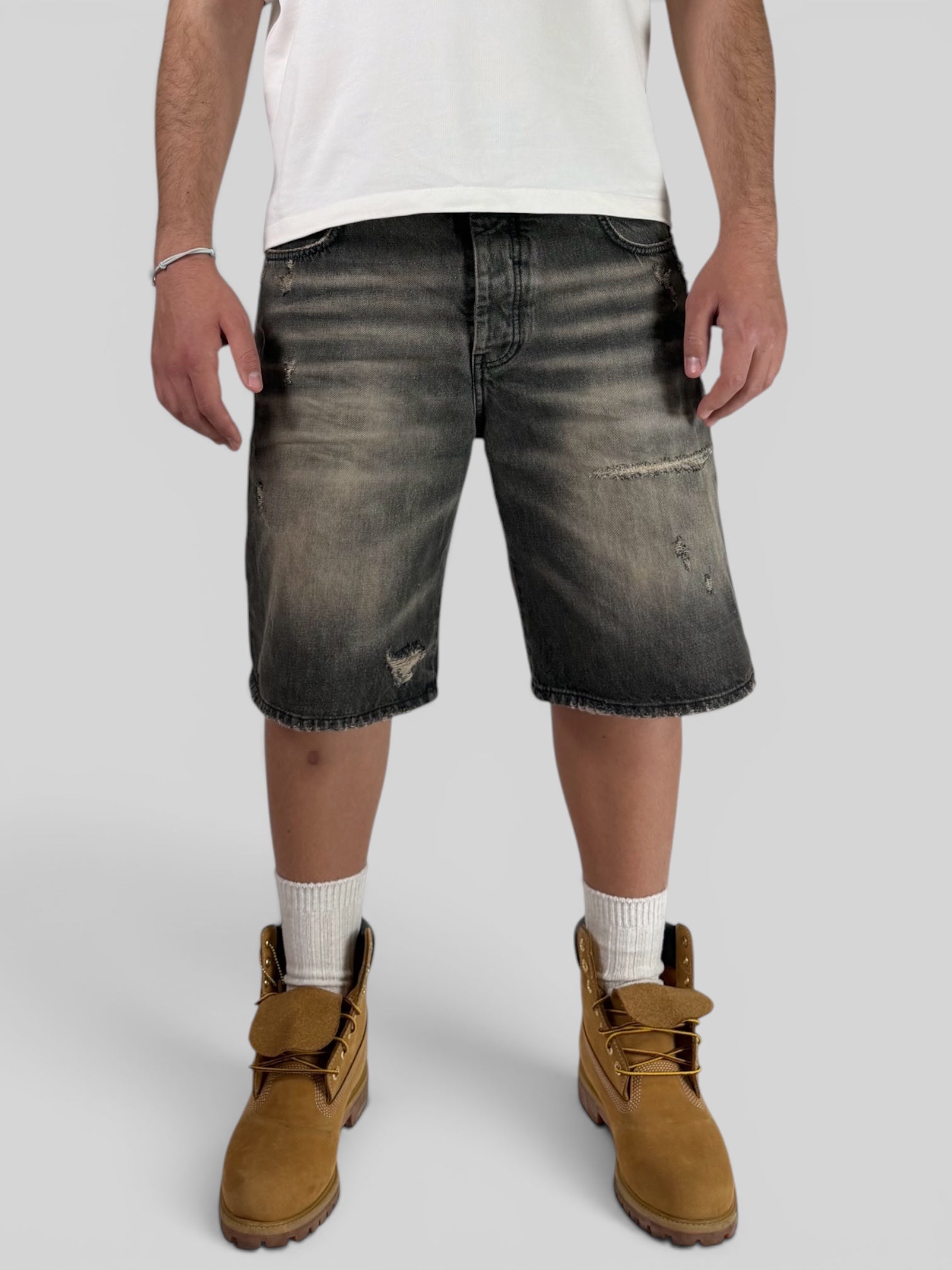 Alternet Short Old J – Grey