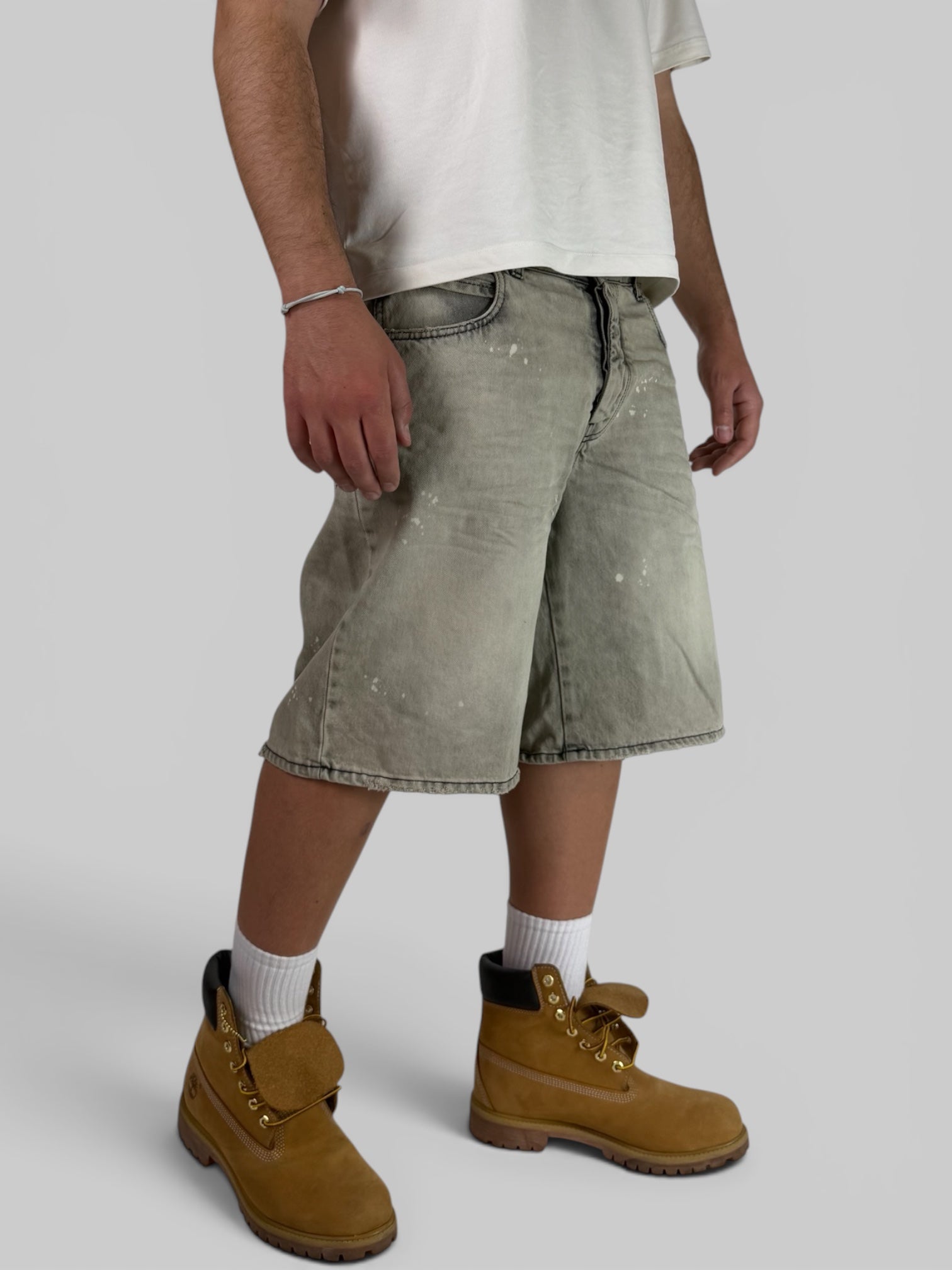 Alternet Shorts OLD J – Light Grey
