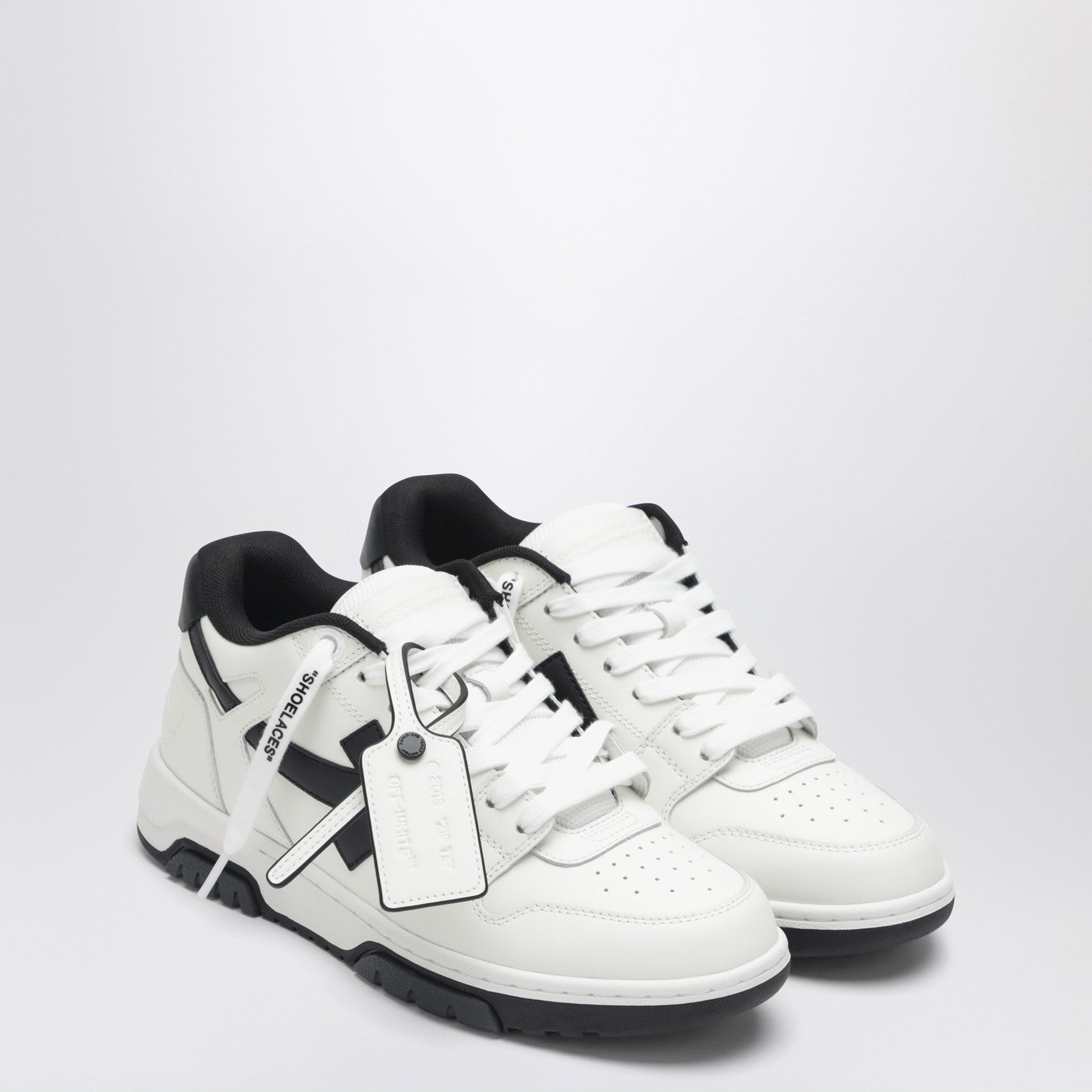 Off-White Sneakers Out Of Office bianca/nera