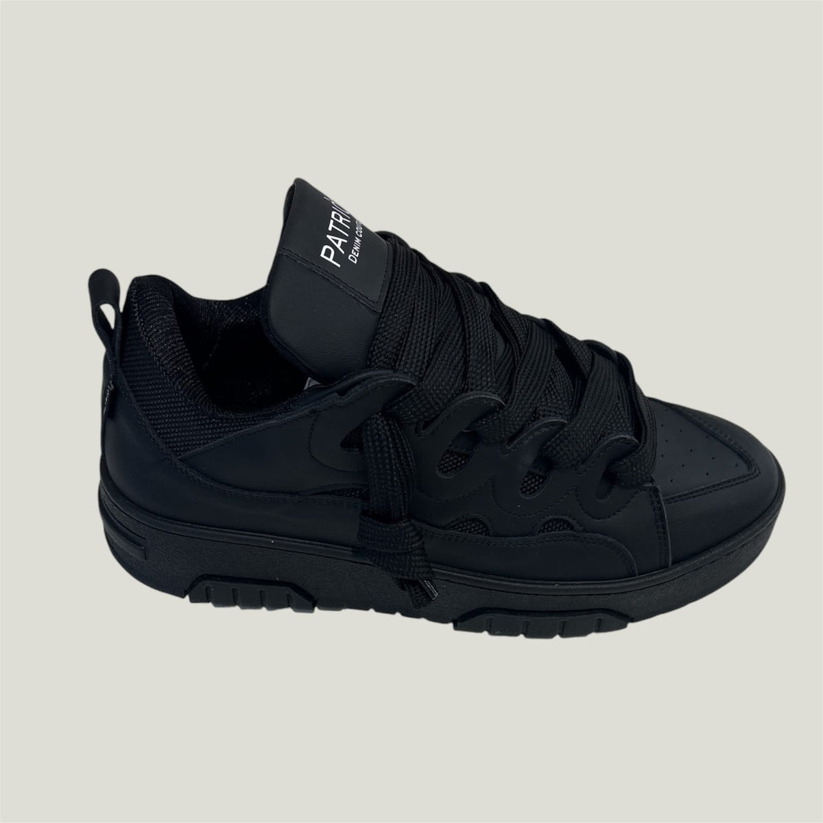 Sneakers PATRIOT Denim Couture Total Black - Chunky Skate