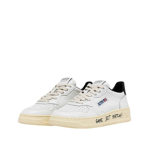 Autry Sneakers Medalist Low AULM-ML02 con Lacci Colore Nero Lettering